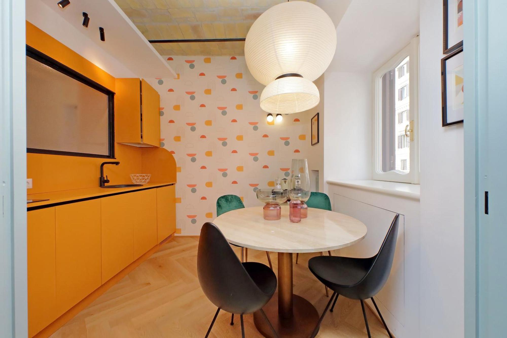 Ych-Colorful And Classy Apartment Near Fori Imperiali Rome Buitenkant foto
