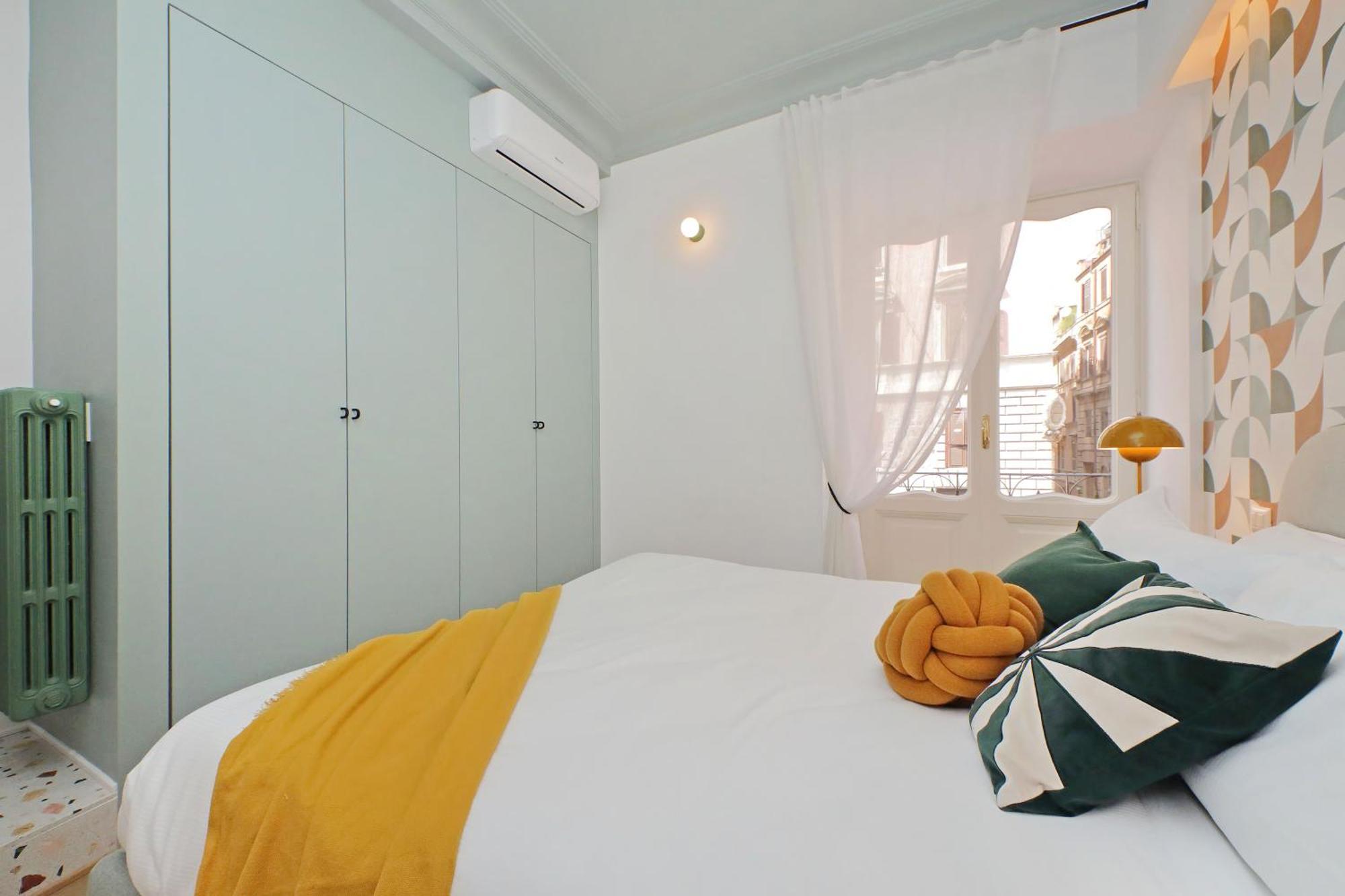 Ych-Colorful And Classy Apartment Near Fori Imperiali Rome Buitenkant foto